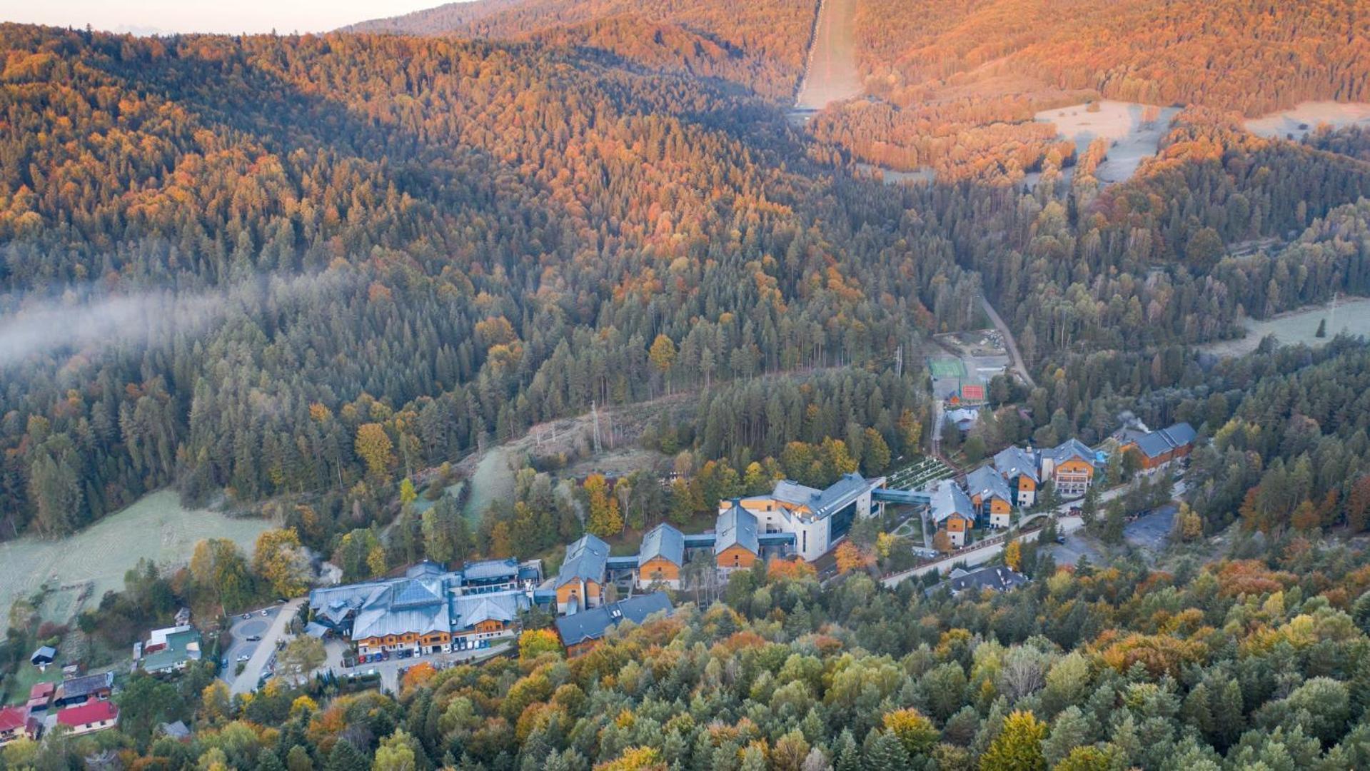 Hotel Czarny Potok Resort Spa & Conference Krynica Zdroj Exterior foto